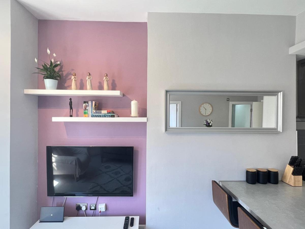 2 Bedroom Apartment In South Hampstead 런던 외부 사진